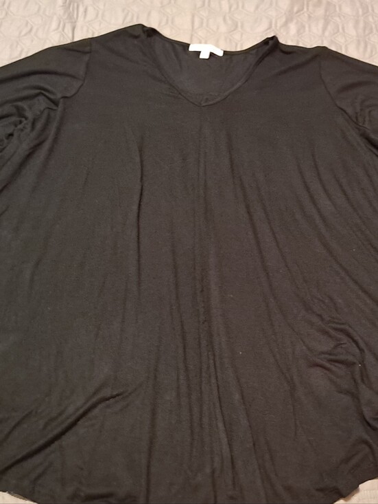 Green Envelope Tops - Green Envelope Black V-Neck Shirt - Lightweight Long Sleeve Tee 3X